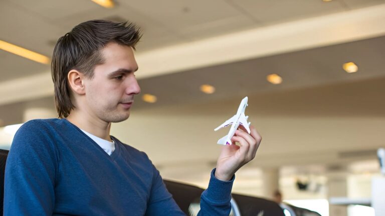 United Airlines Date Change: Change Flight Policy & Fees